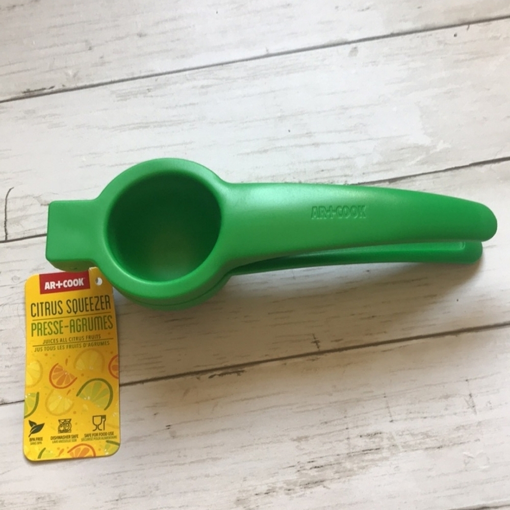 Green Citrus Squeezer - Picture 5 of 6